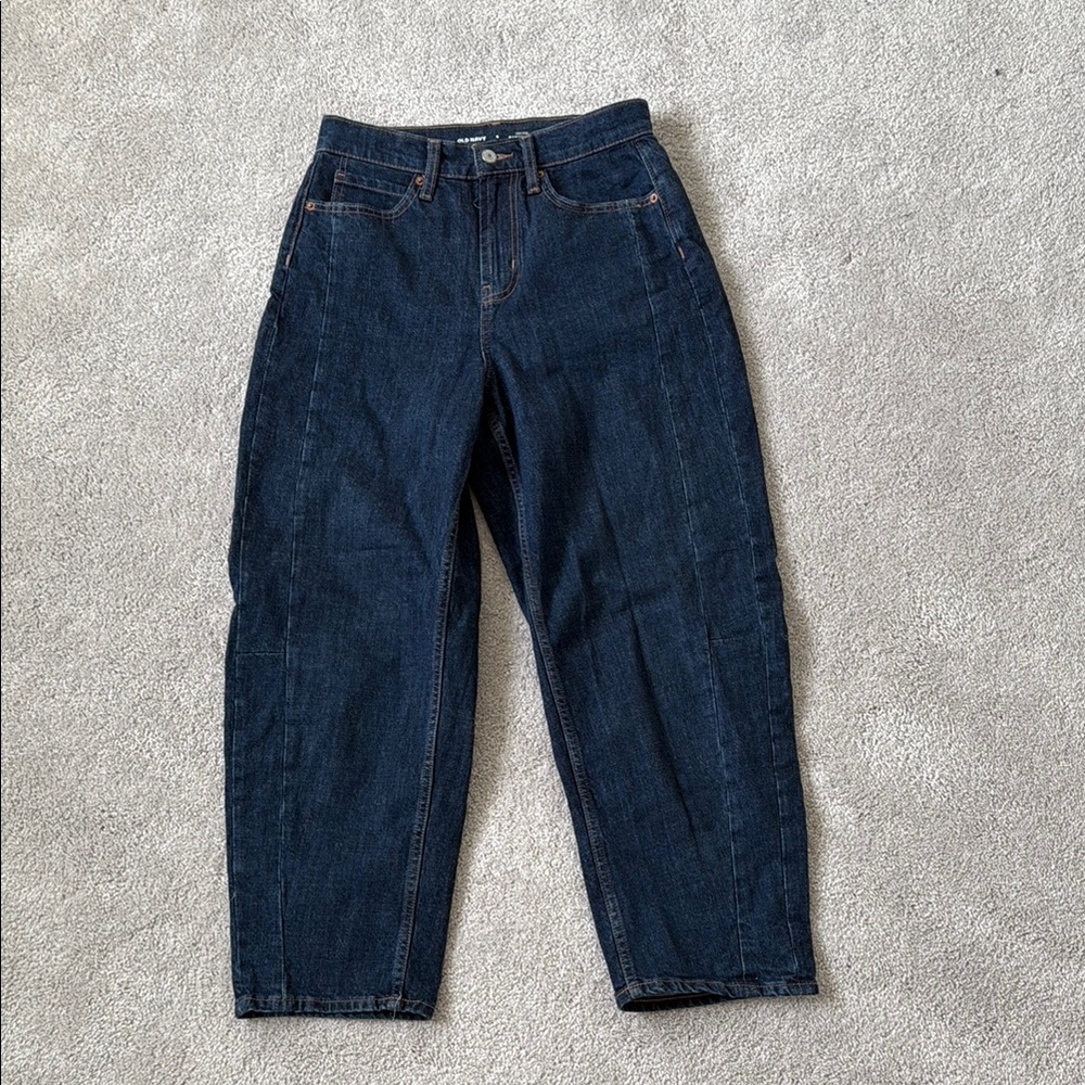 Old navy barrel jeans dark wash size 6